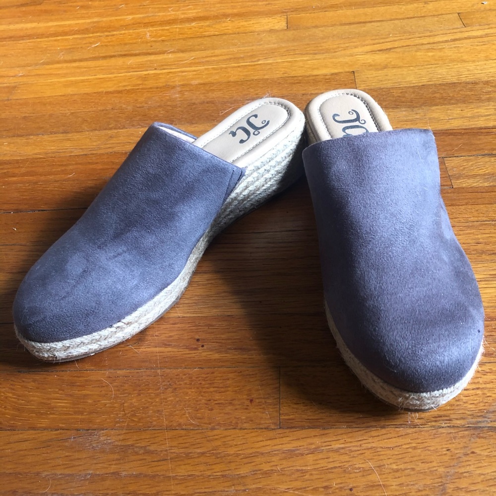 New wedge mules